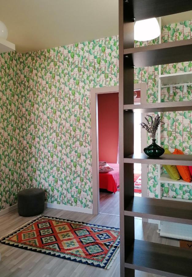 Inner City De Luxe Apartment Catánia Buitenkant foto