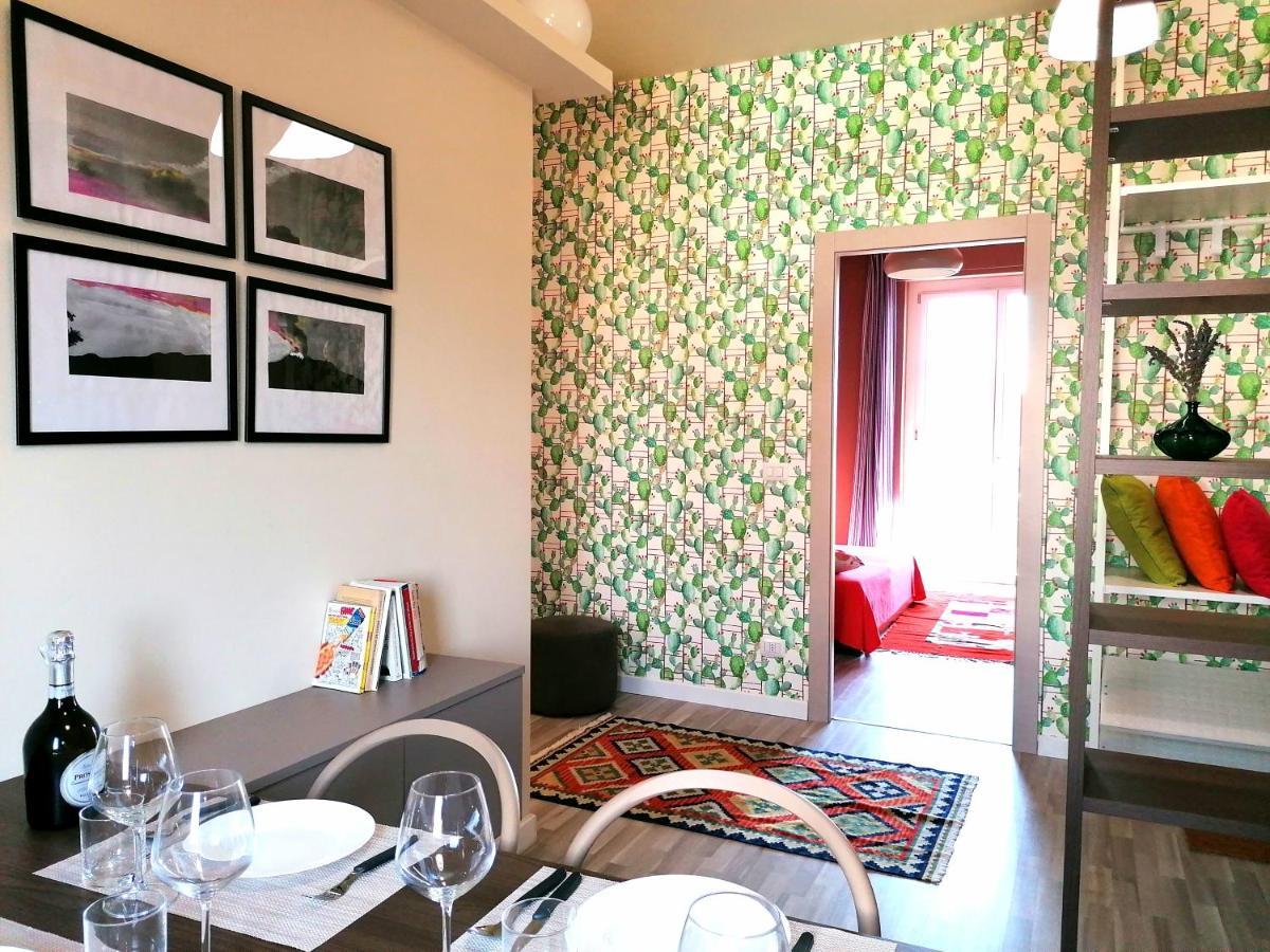 Inner City De Luxe Apartment Catánia Buitenkant foto